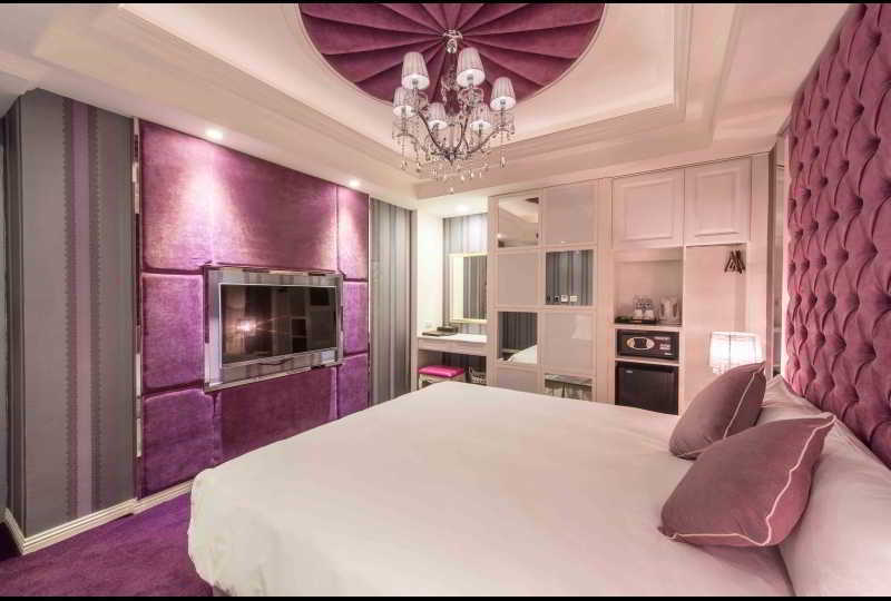 Royal Rose Hotel Zhongshan Taipei Extérieur photo